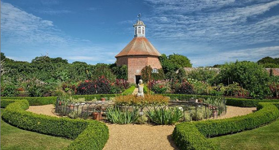 Felbrigg Hall by 13WeeksTravel